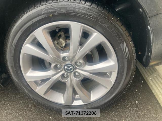 Mazda CX-30 2020-01 7615955-12
