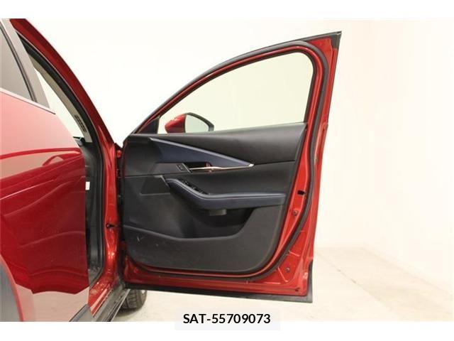 Mazda CX-30 2020-01 7615951-28