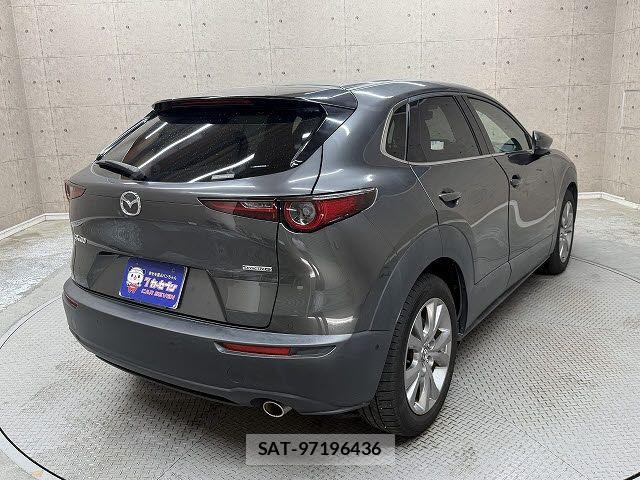 Mazda CX-30 2020-01 7615950-2