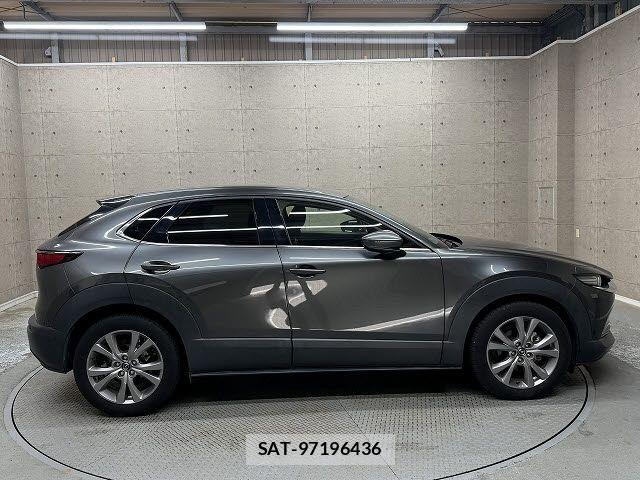 Mazda CX-30 2020-01 7615950-4