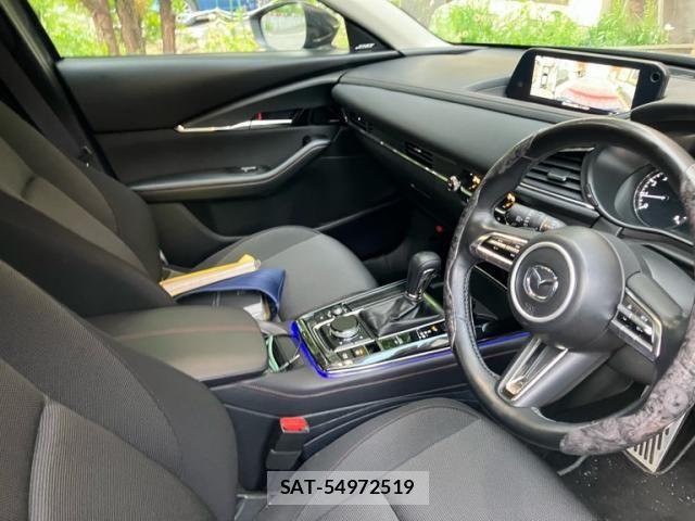 Mazda CX-30 2023-03 7615938-15