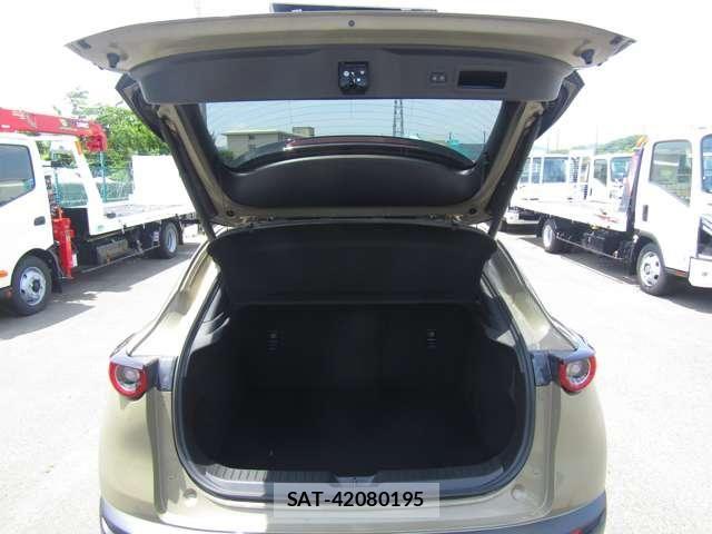 Mazda CX-30 2024-07 7722338-9