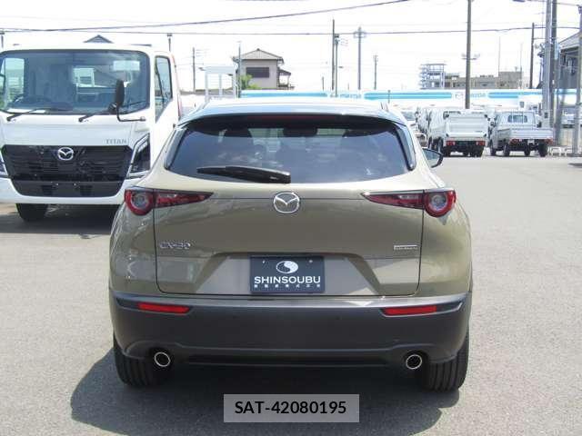 Mazda CX-30 2024-07 7722338-5