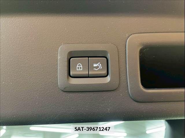 Mazda CX-30 2019-12 7722356-8
