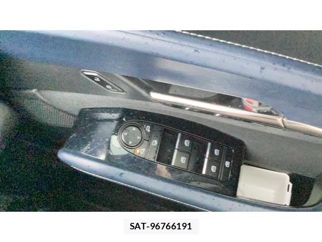 Mazda CX-30 2019-10 7961097-5