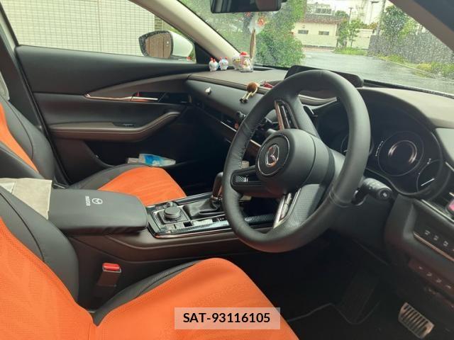 Mazda CX-30 2022-12 7961092-15