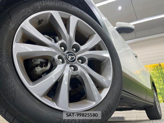 Mazda CX-30 2021-12 7961096-12