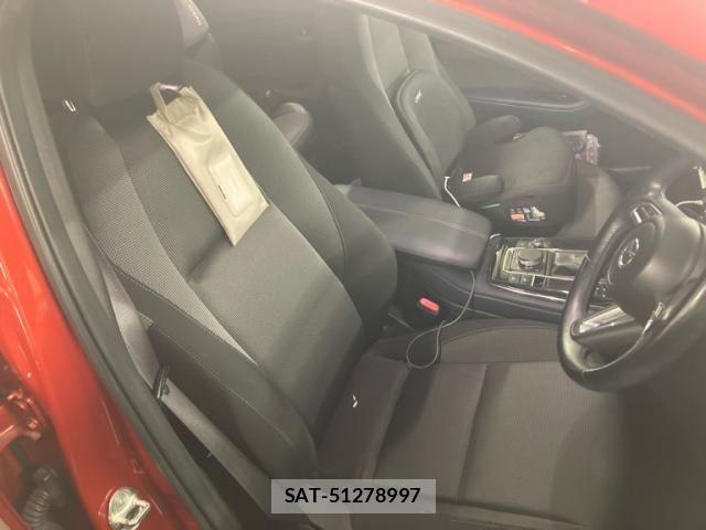 Mazda CX-30 2020-01 7978930-15