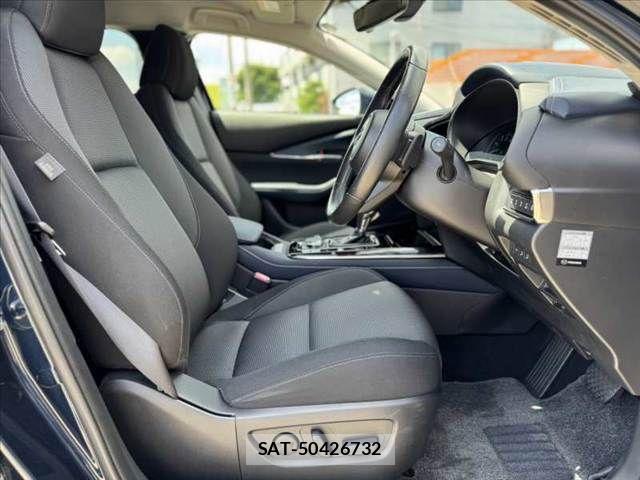 Mazda CX-30 2021-01 8035127-15