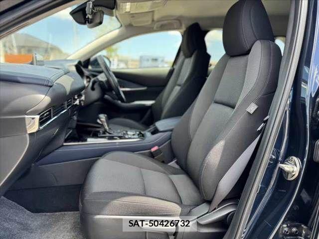 Mazda CX-30 2021-01 8035127-16