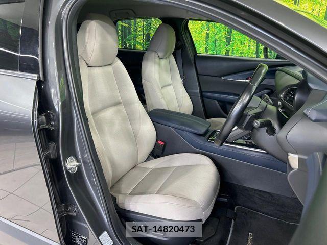 Mazda CX-30 2021-09 8035128-7