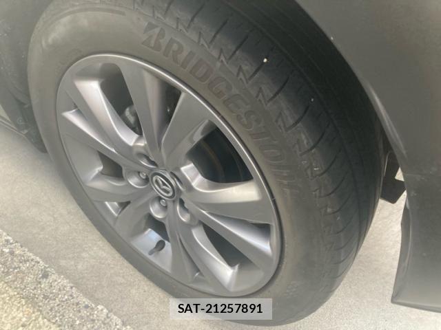 Mazda CX-30 2022-02 8073437-9
