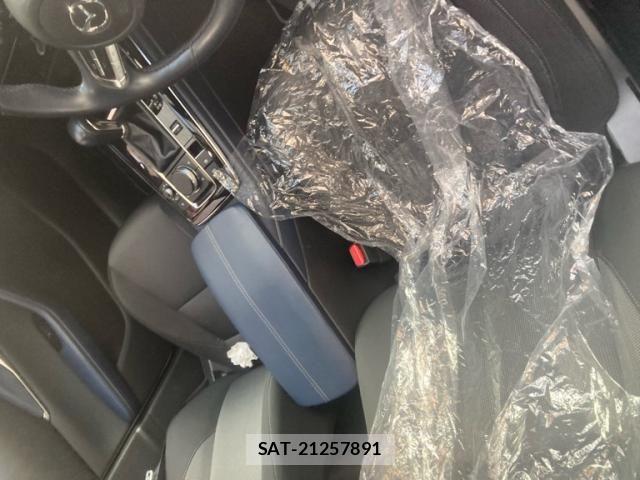 Mazda CX-30 2022-02 8073437-13