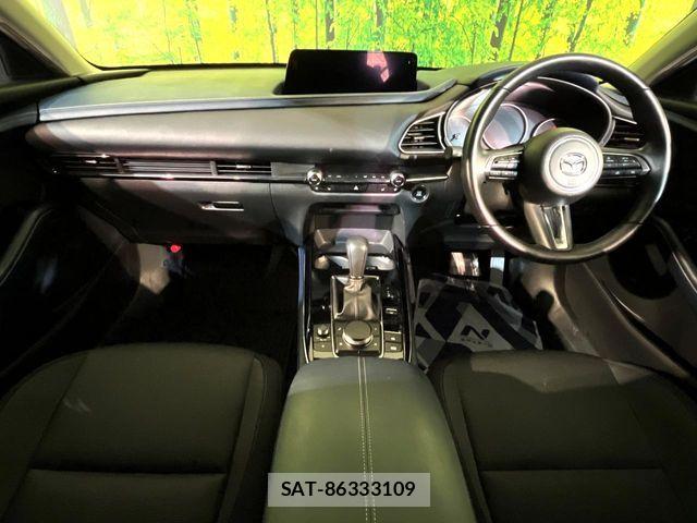 Mazda CX-30 2024-10 8098721-1