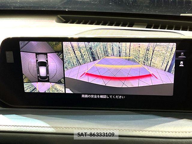 Mazda CX-30 2024-10 8098721-4