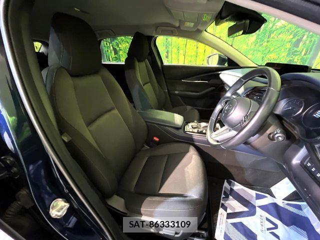 Mazda CX-30 2024-10 8098721-7