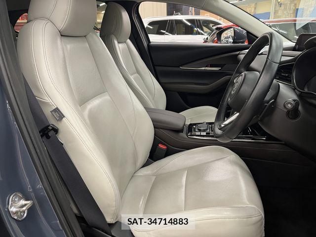 Mazda CX-30 2019-11 8098726-3