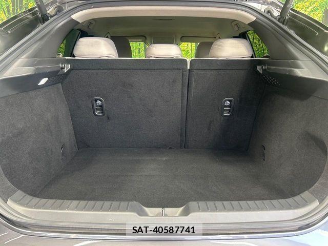 Mazda CX-30 2021-09 8098723-11