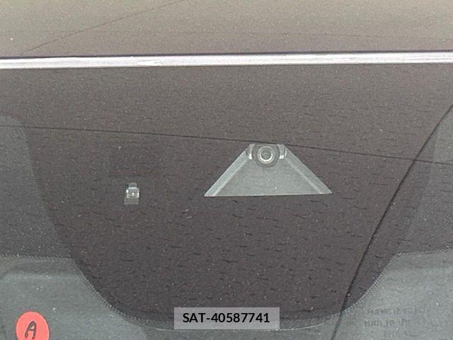 Mazda CX-30 2021-09 8098723-4