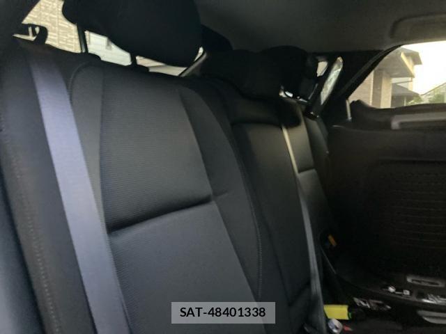 Mazda CX-30 2020-10 8145647-11