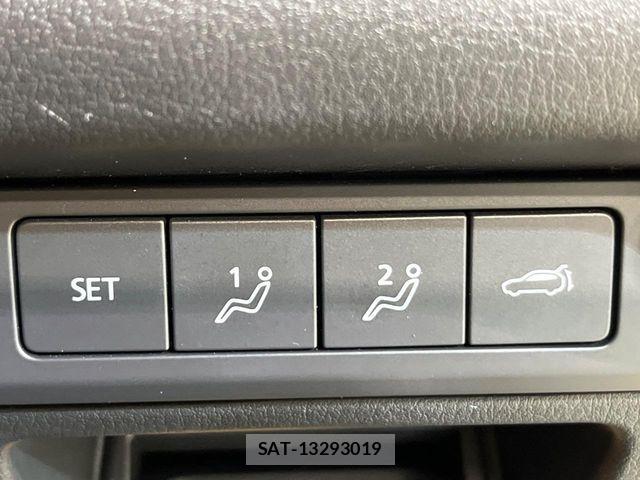Mazda CX-30 2023-06 8145645-7