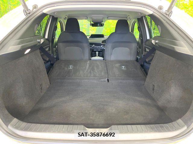 Mazda CX-30 2021-02 8158241-11