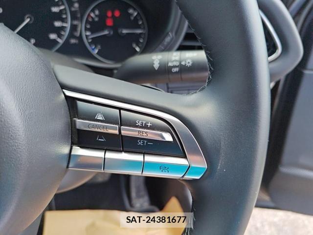 Mazda CX-30 2020-11 8207119-17
