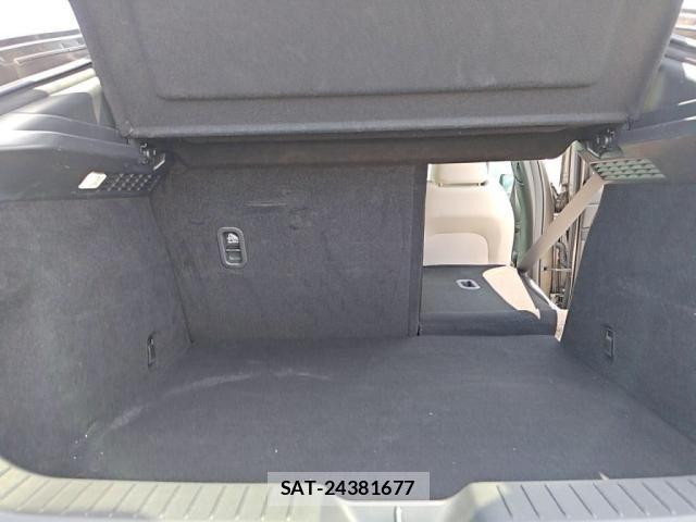 Mazda CX-30 2020-11 8207119-22
