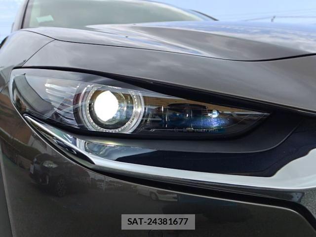 Mazda CX-30 2020-11 8207119-24
