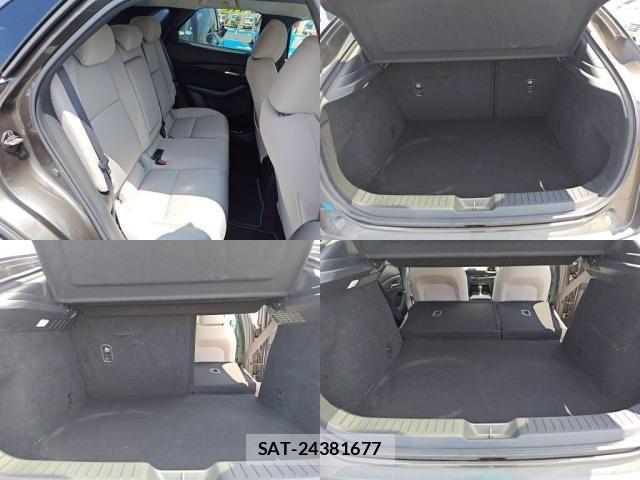 Mazda CX-30 2020-11 8207119-6