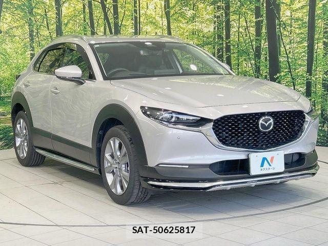 Mazda CX-30 2024-12 8207115-15