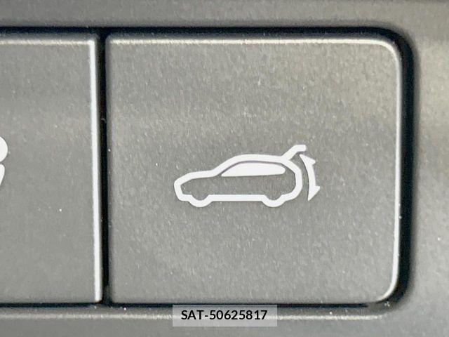 Mazda CX-30 2024-12 8207115-5