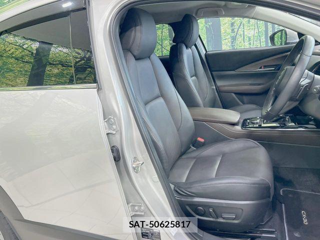 Mazda CX-30 2024-12 8207115-7