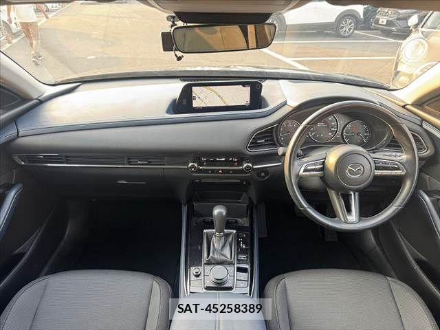 Mazda CX-30 2020-04 8207123-1