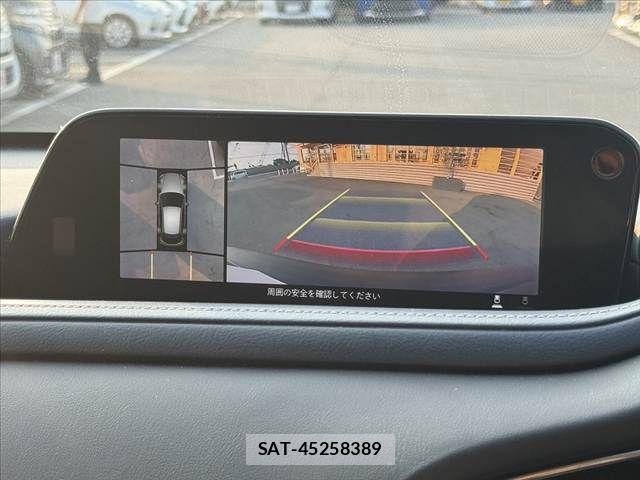 Mazda CX-30 2020-04 8207123-22