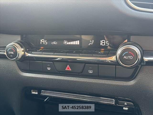 Mazda CX-30 2020-04 8207123-3