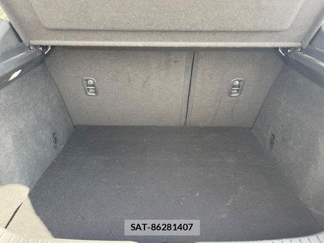 Mazda CX-30 2022-02 8207121-12
