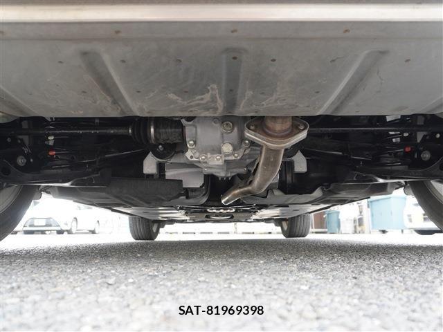 Mazda CX-30 2023-05 8207113-19