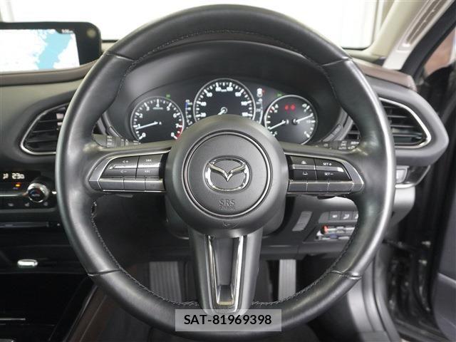 Mazda CX-30 2023-05 8207113-4