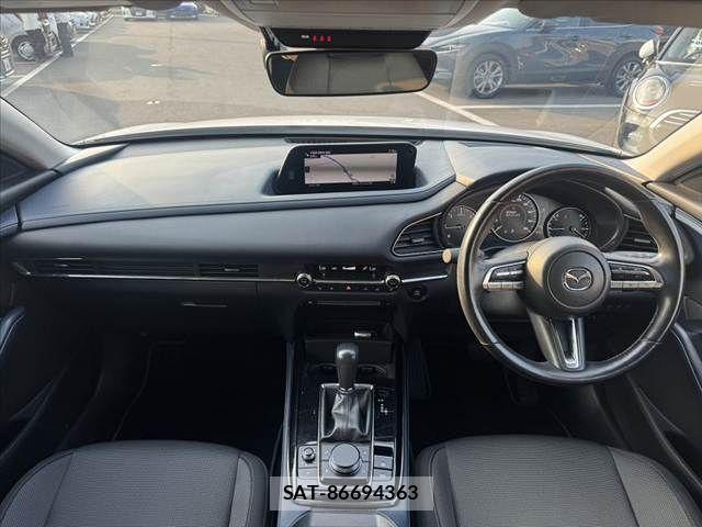 Mazda CX-30 2022-07 8207114-1