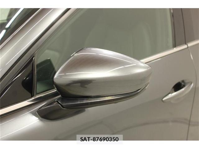 Mazda CX-30 2019-01 8207118-20