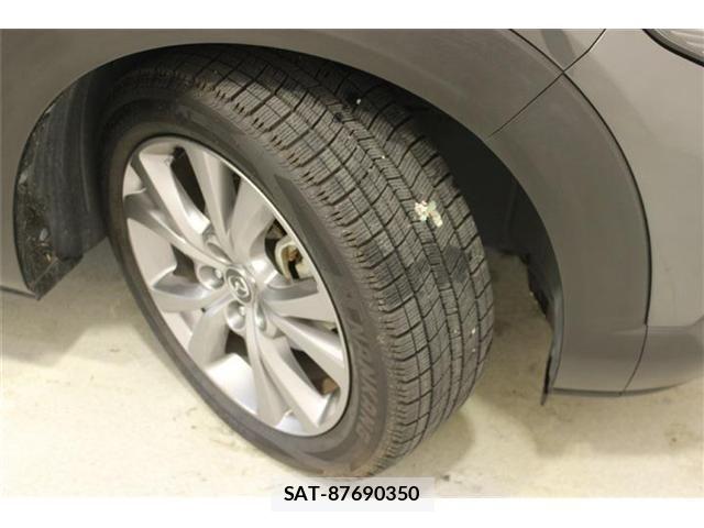 Mazda CX-30 2019-01 8207118-28