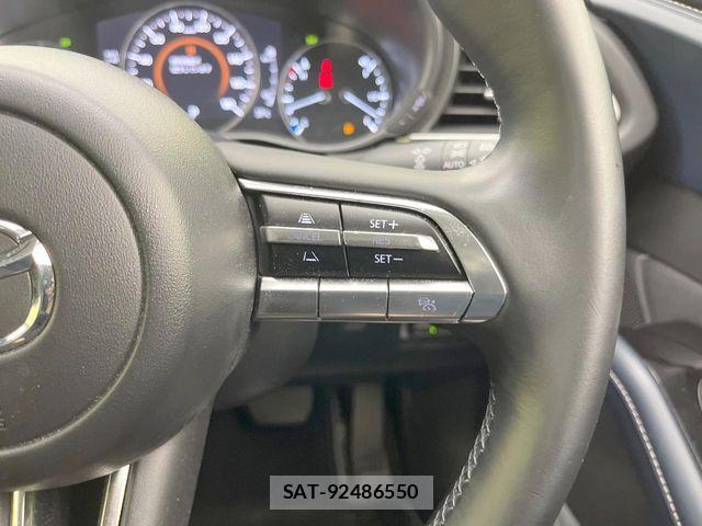 Mazda CX-30 2022-02 8207117-5