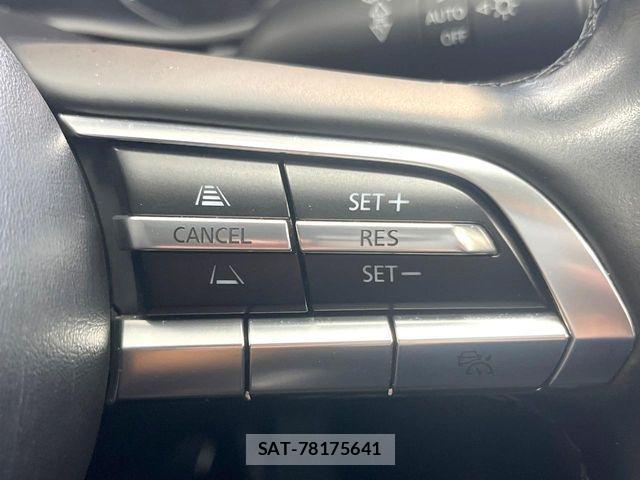 Mazda CX-30 2021-10 8207126-3