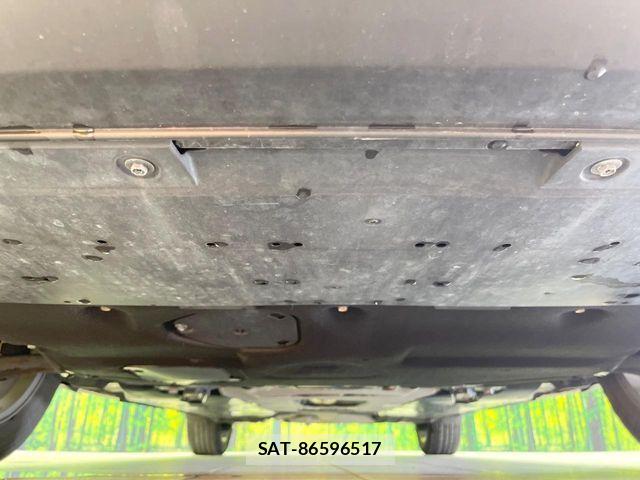 Mazda CX-30 2020-03 8207125-15