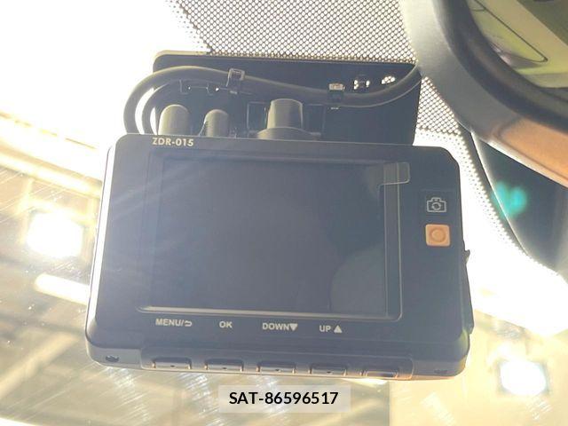 Mazda CX-30 2020-03 8207125-5