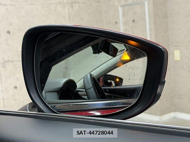 Mazda CX-30 2019-12 8207124-12