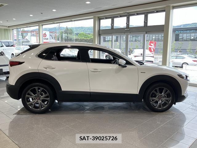 Mazda CX-30 2021-01 8229470-13