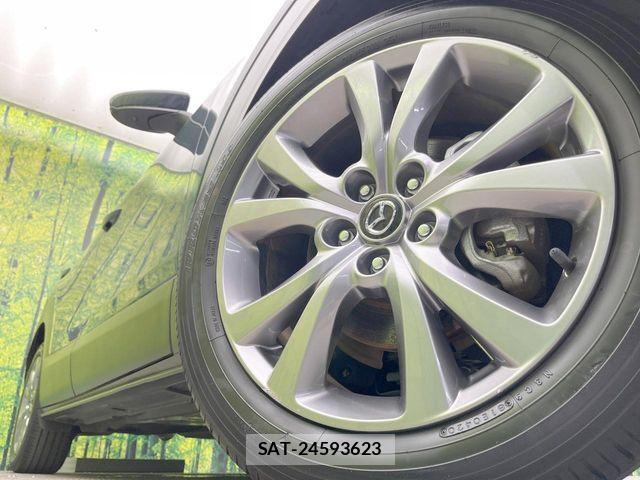 Mazda CX-30 2020-02 8244965-11