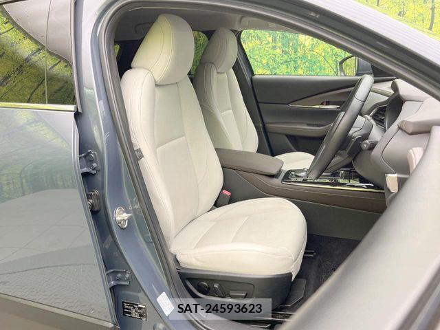 Mazda CX-30 2020-02 8244965-7